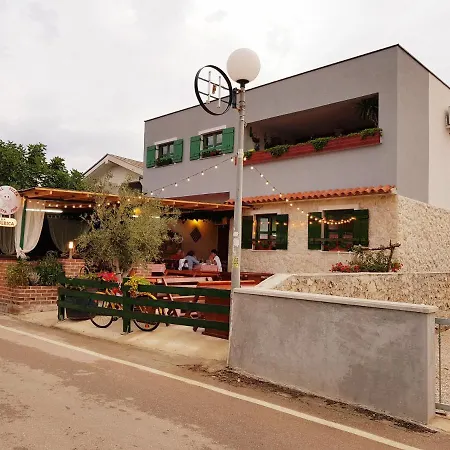 Luxury Apartament Duda Appartamento *